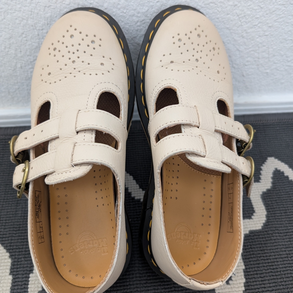 Dr. Martens Mary Jane Virginia Leather Shoes - Cream - Picture 3 of 9